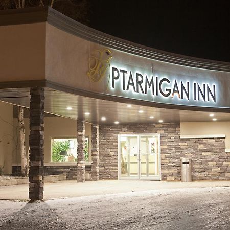 Ptarmigan Inn Hay River エクステリア 写真