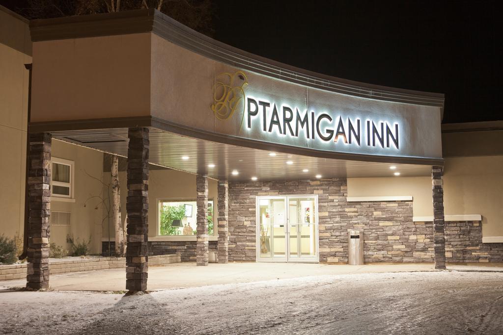 Ptarmigan Inn Hay River エクステリア 写真